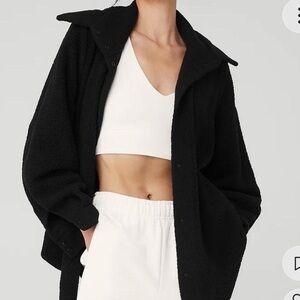 ALO yoga micro sherpa envy shacket black